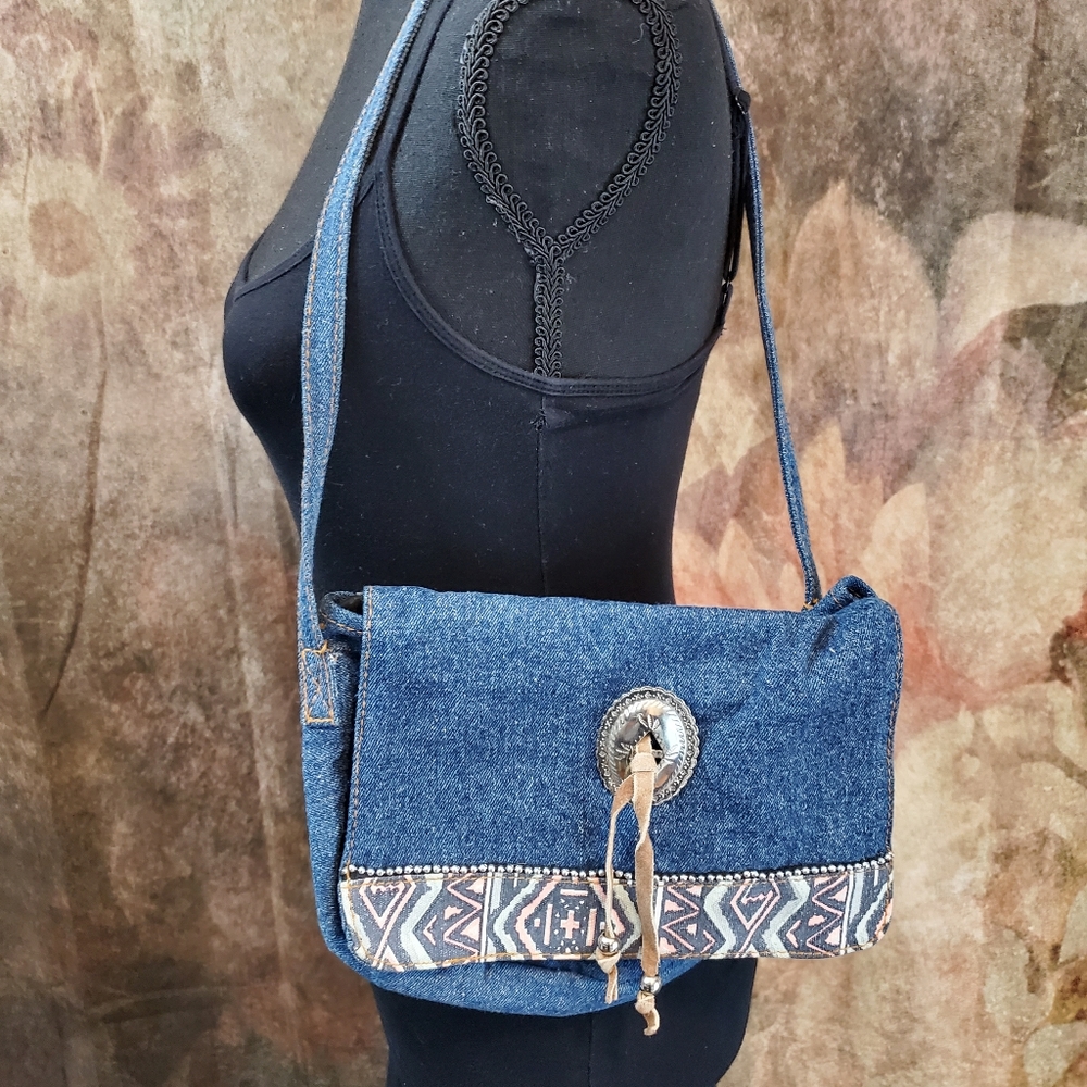 Crossbody purse